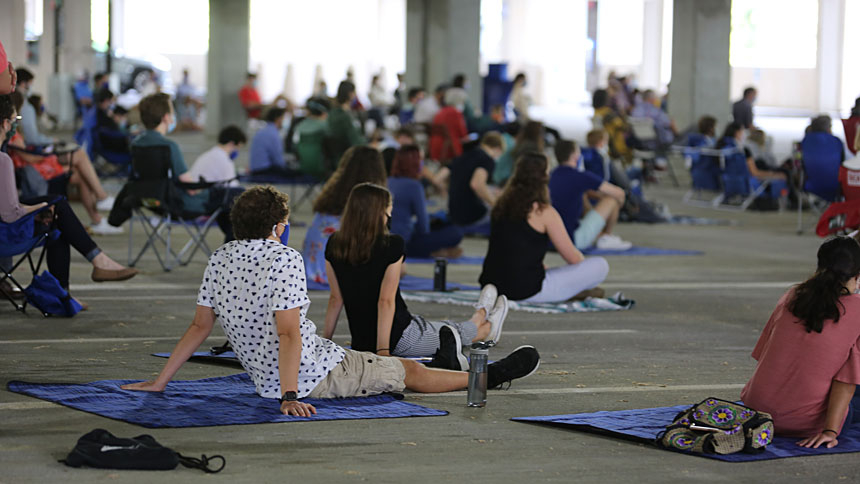 Duke Catholic Center holds outdoor Mass