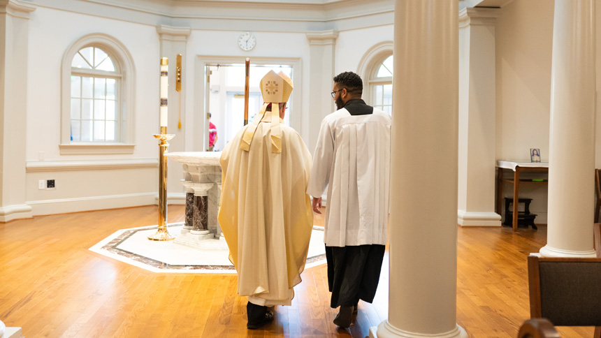 Seminarians close out summer, celebrate special Mass