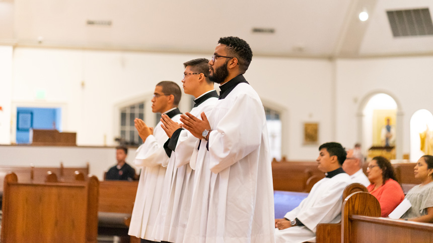 Seminarians close out summer, celebrate special Mass