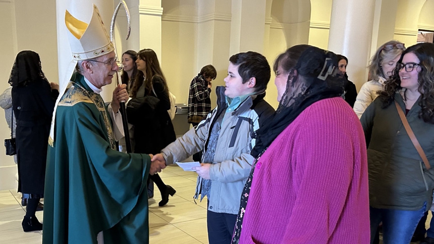 Bishop celebrates annual Mass with homeschool community