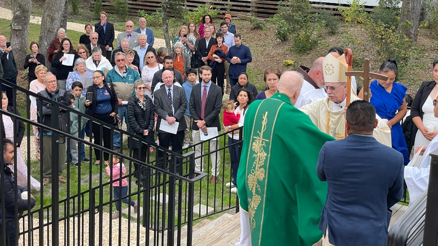 ‘A place for celebration’: A new chapel is dedicated in Ocracoke  