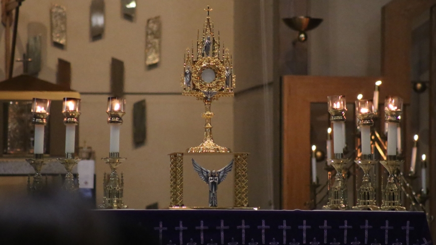 Centennial monstrance travels to Greenville