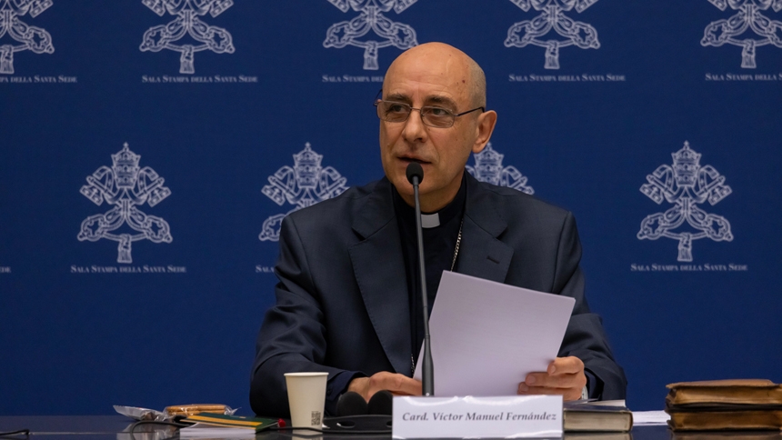 Cardinal Víctor Manuel Fernández, prefect of the Dicastery for the Doctrine of the Faith, speaks at a news conference to present the dicastery's declaration, "Dignitas Infinita" ("Infinite Dignity") on human dignity at the Vatican press office April 8, 2024. (CNS photo/Pablo Esparza)