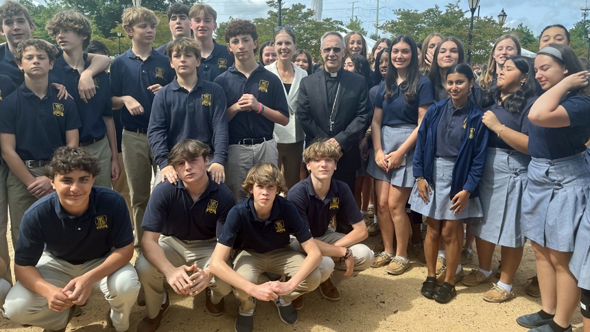 Graduating 8th graders celebrate at cathedral